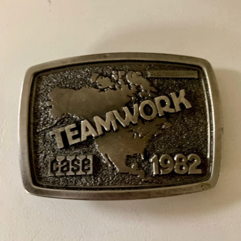 82 Case Equipment Heavy Machinery Tractor Buckle 2/3 Inch